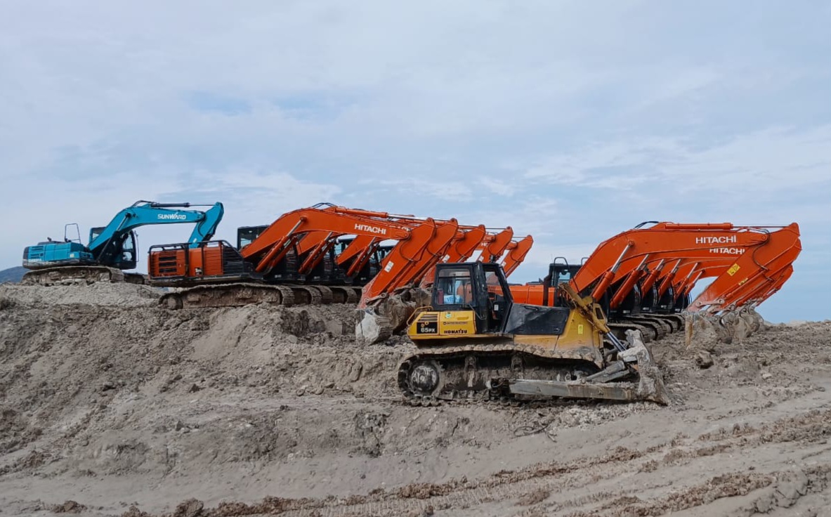 Pengusaha Her Disebut Pemilik 14 Alat Berat yang Diamankan Satgas PKH di Sarang Ikan dan Nadi