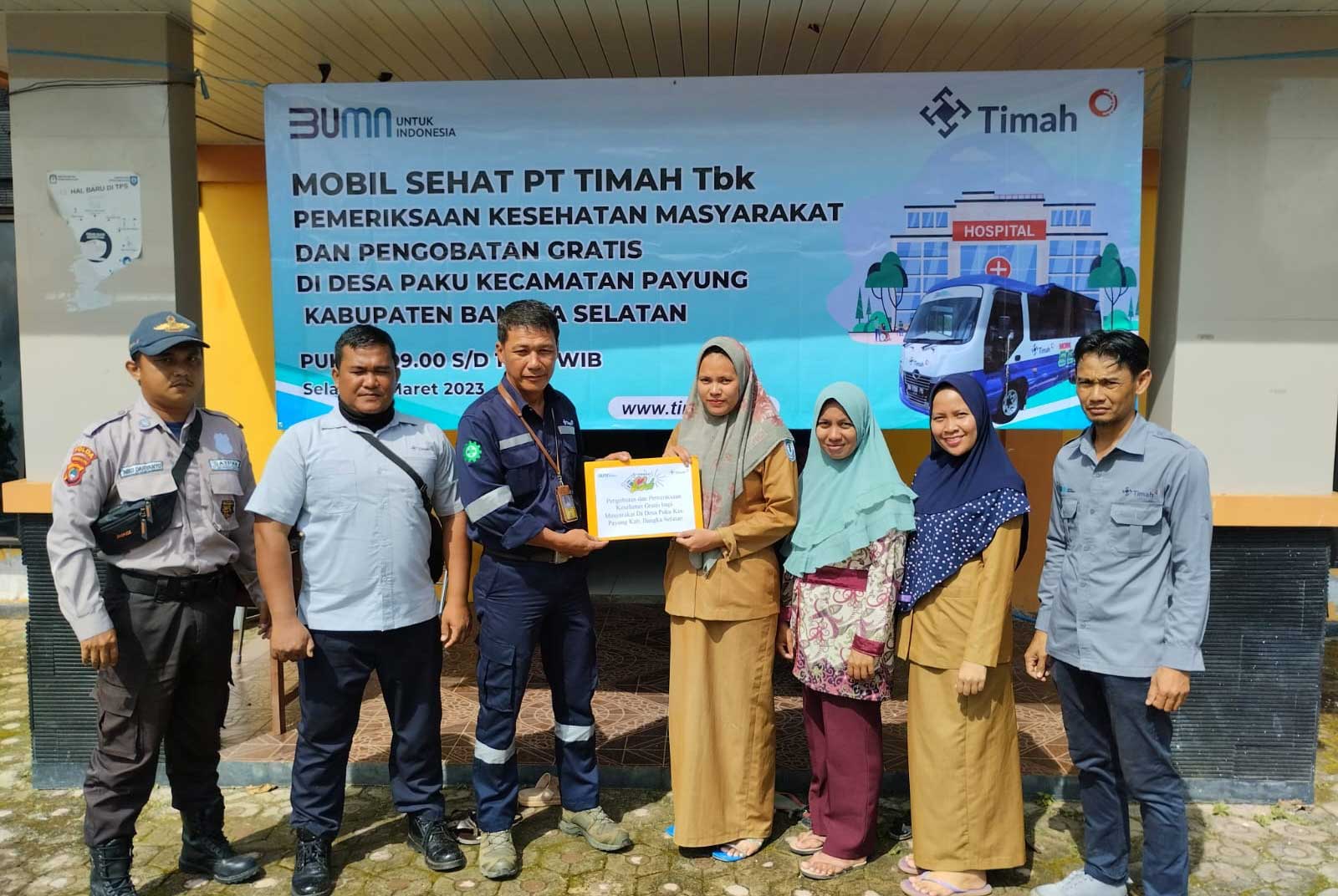 Mobil Sehat PT Timah Tbk Hadir di Desa Paku, Berikan Pelayanan Kesehatan Bagi Masyarakat 