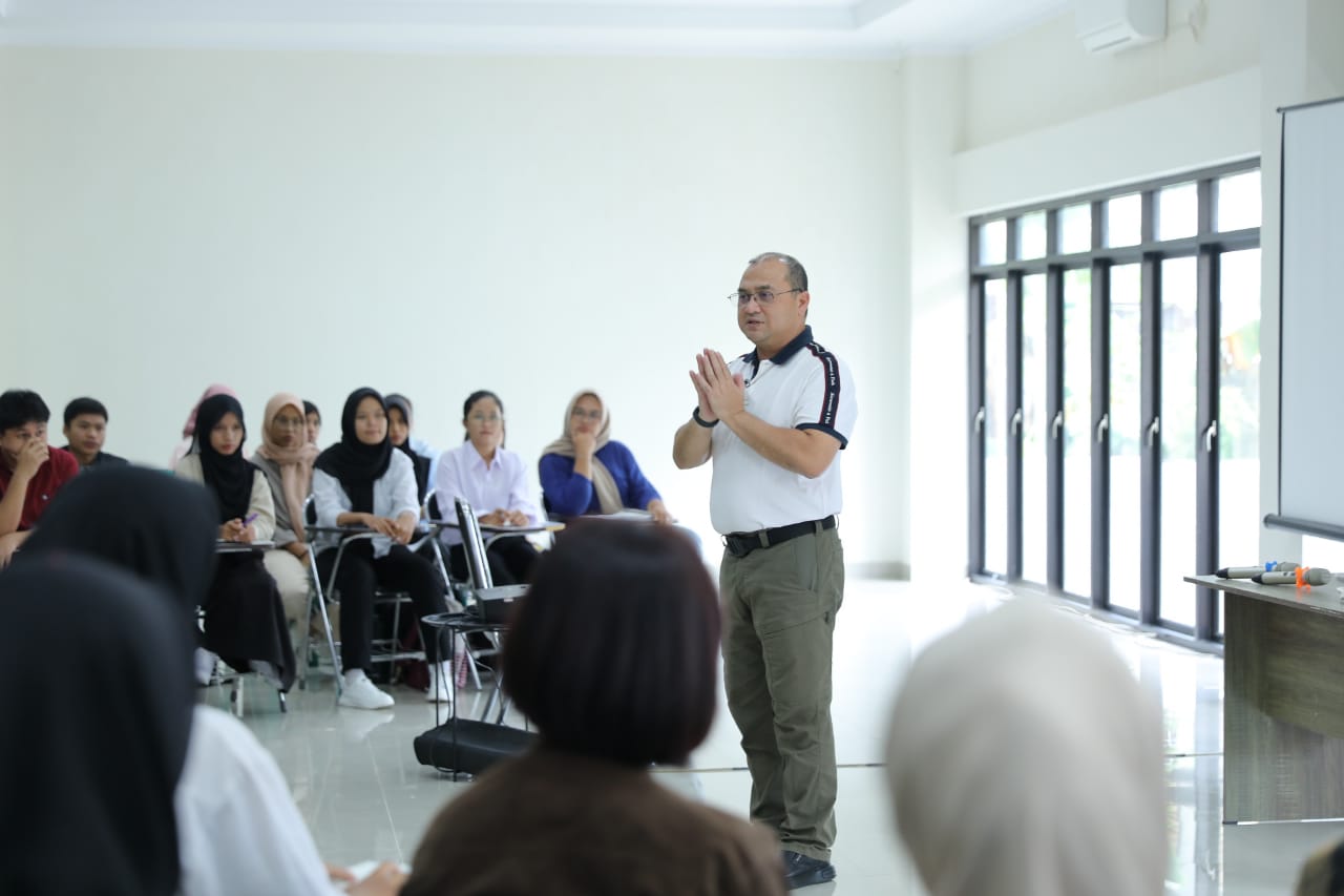 Erzaldi Bekali 51 Calon Mahasiswa yang Akan Belajar di Jerman