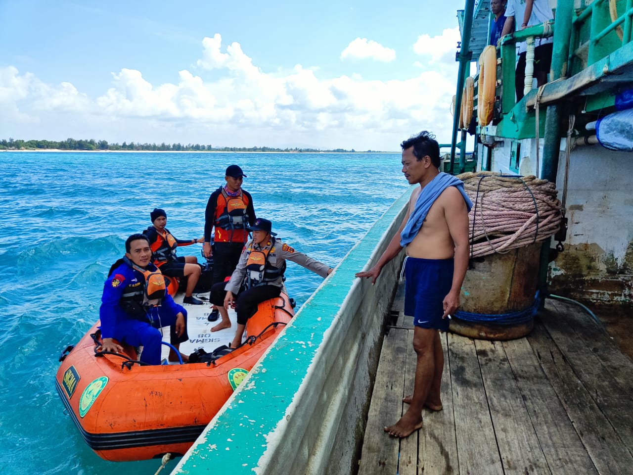 Kru Kapal Hilang Saat ke Toilet di Perairan Bateng 