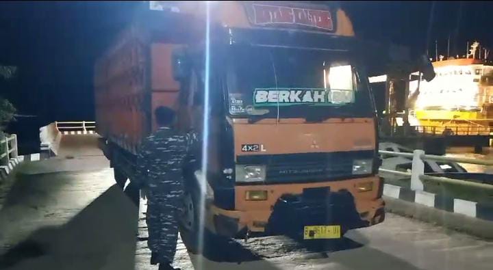 TNI AL Berhasil Amankan Truk Diduga Menyelundupkan Pasir Timah Ilegal dari Belitung, Segini Jumlahnya 