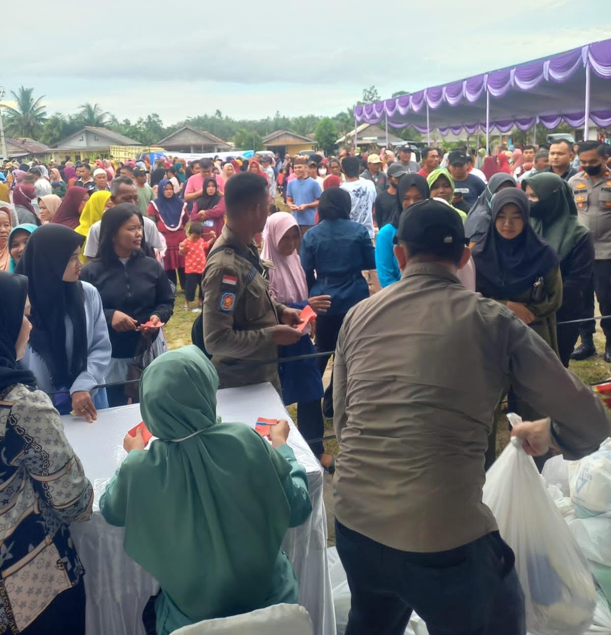 Disperindag Babel Turunkan 2 Ribu Paket Bapok di Bangka Tengah