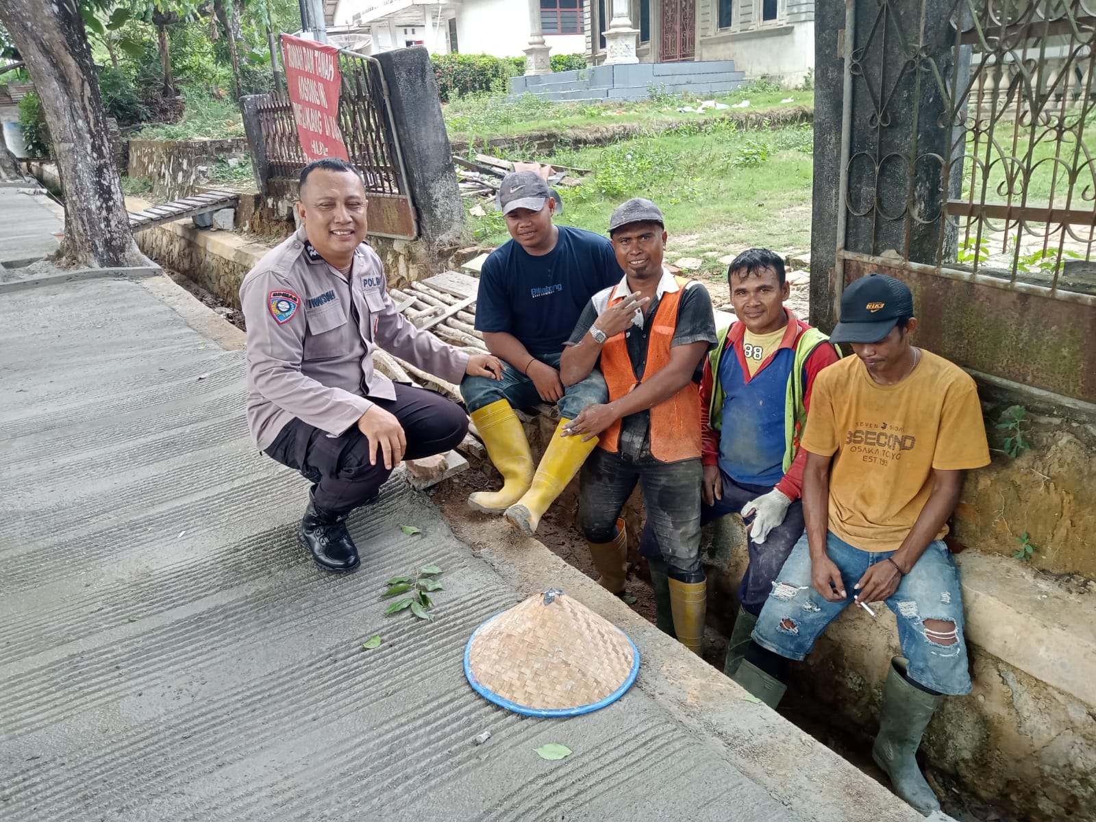 Sambang ke Masyarakat, Ini Edukasi yang Diberikan Sub Satgas Binmas Polres Basel 