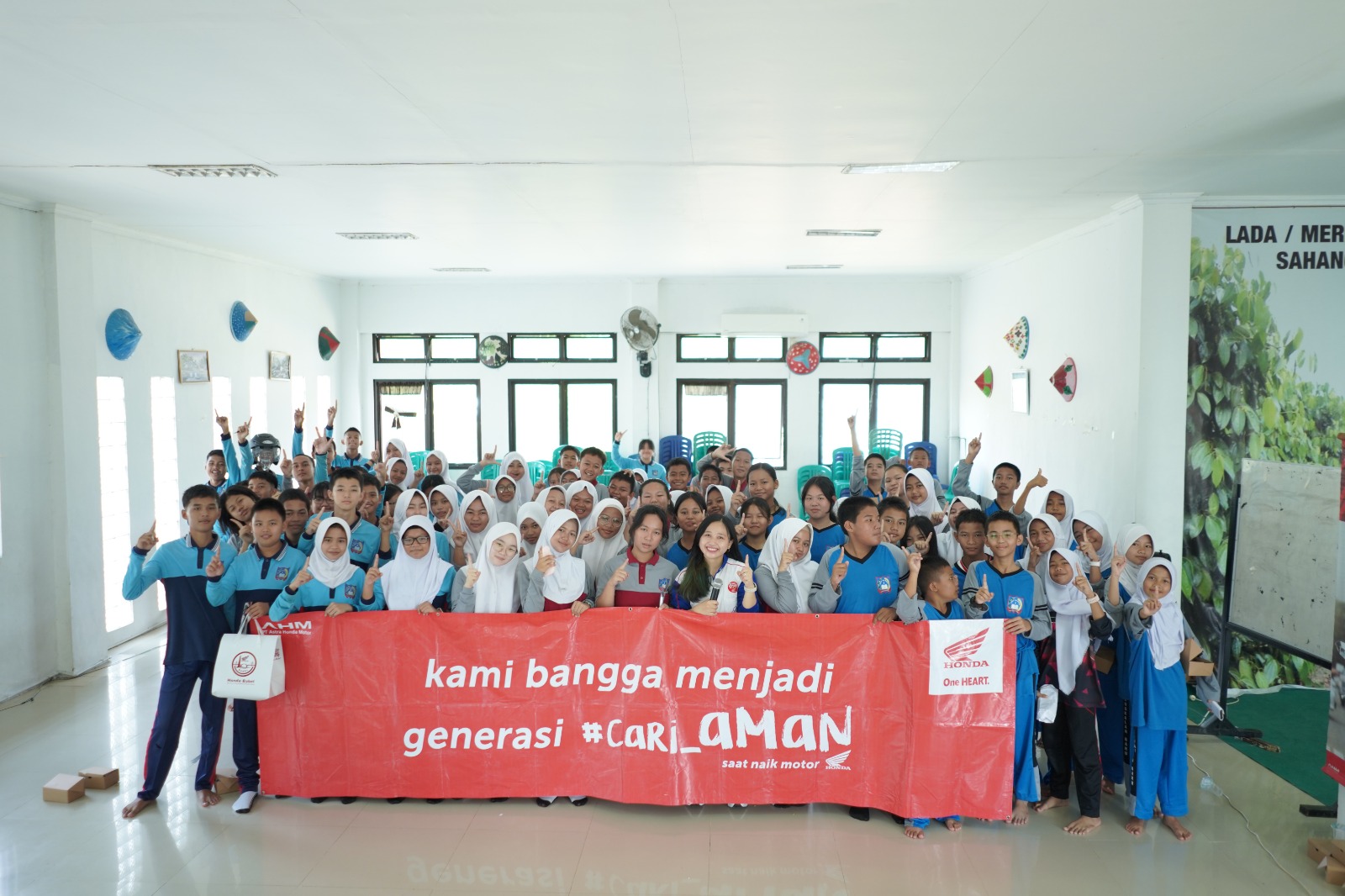 Honda Babel Gelar Edukasi Safety Riding di SMPN 1 Pangkalan Baru