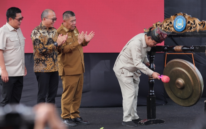 Buka KUKM Fest 2025, Menkop Budi Arie Apresiasi Keseriusan Babel Wujudkan Koperasi Desa Merah Putih