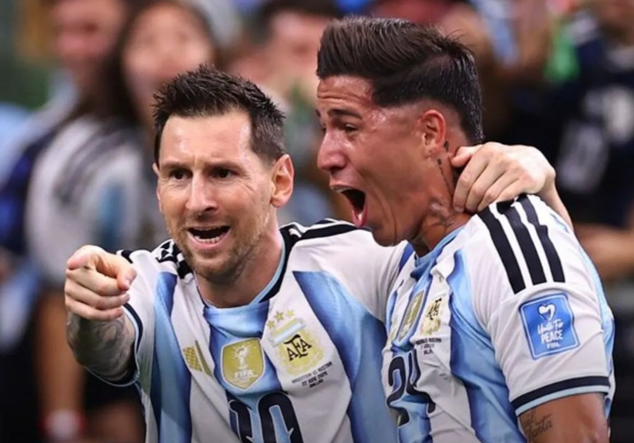 Rekor Gol Messi Bawa Argentina ke Babak 32 Besar