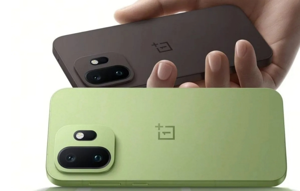 Desainnya Simpel, Tapi OnePlus 15T Punya Baterai 7.500mAh 