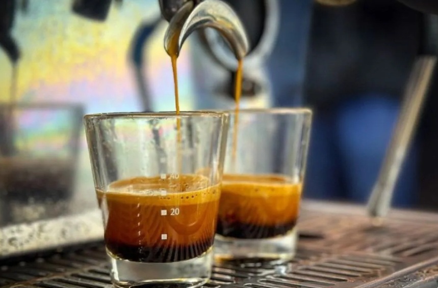 5 Kesalahan Minum Kopi yang Sebaiknya Dihindari, Nomor 1 dan 4 Sering Dilakukan