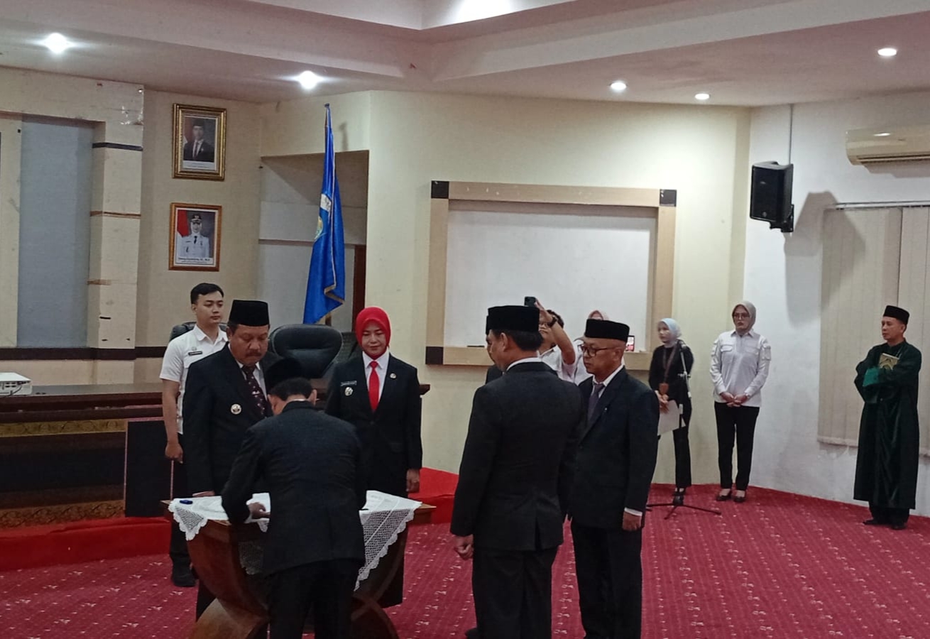 Wako Udin Rombak 17 Pejabatnya, Termasuk Sekda Mie Go