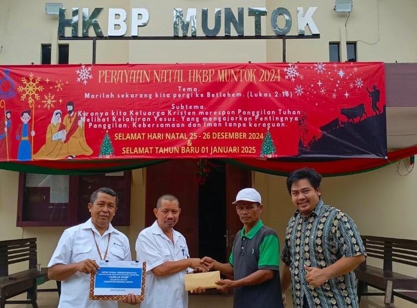 Jelang Natal dan Tahun Baru, Dua Gereja di Bangka Barat Terima Bantuan dari PT Timah 