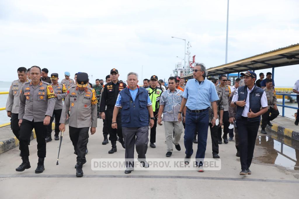 Pj Gubernur Ridwan Tinjau Aktivitas Pelabuhan Tanjung Kalian Selama Libur Natal dan Tahun Baru 2023