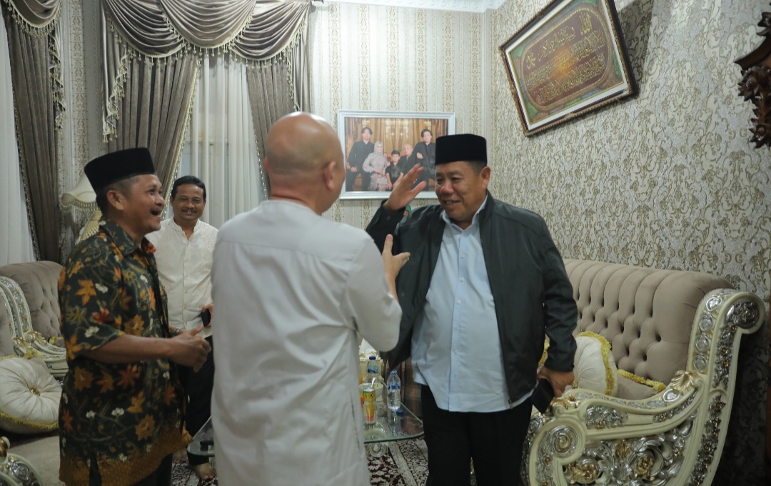 Gubernur Babel Sambangi Kediaman Bupati Bangka Tengah dan Ketua DPRD Babel di Momen Idul Fitri