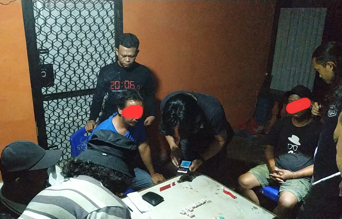 Pria Beristri Disergap Polisi Saat Main Gaple di Sambung Giri, Ini Kasusnya