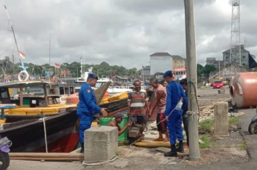 Polres Babar Ajak Masyarakat Pesisir Cegah Kecelakaan Kerja di Laut