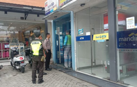 Bandit Asal Palembang Nekad Bobol ATM di Bogor, Pakai Sabuk Jimat