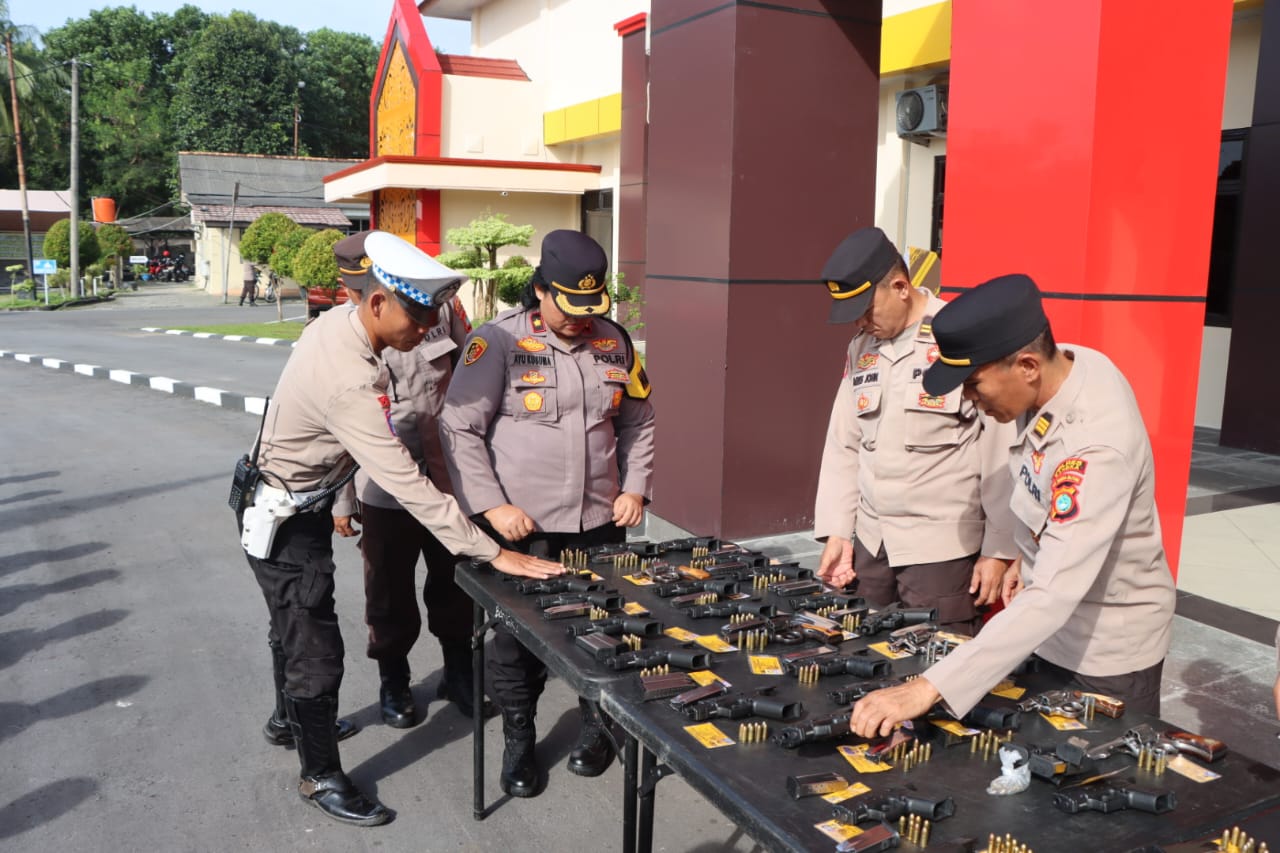 Kompol Ayu Cek 55 Senpi Personel Polres Bangka