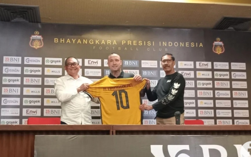 Pilih Pensiun Sepakbola Jika Tidak Direkrut Bhayangkara FC