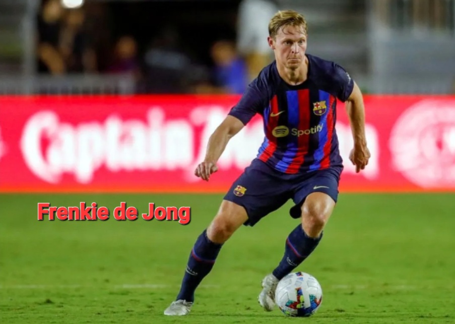 Barca Krisis Gelandang, Frenkie Susul Pedri Cedera