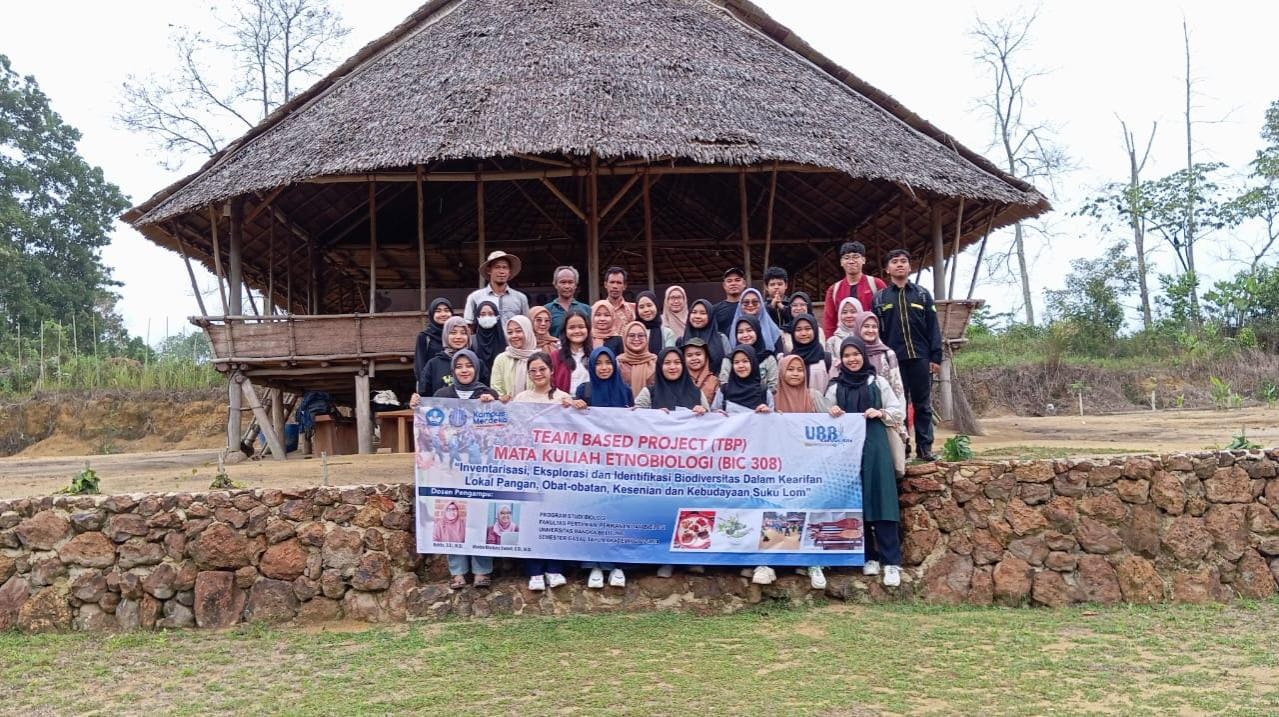 Eksplor Kearifan Lokal Suku Lom, Team Based Project Etnobiologi Sambangi Gebong Memarong