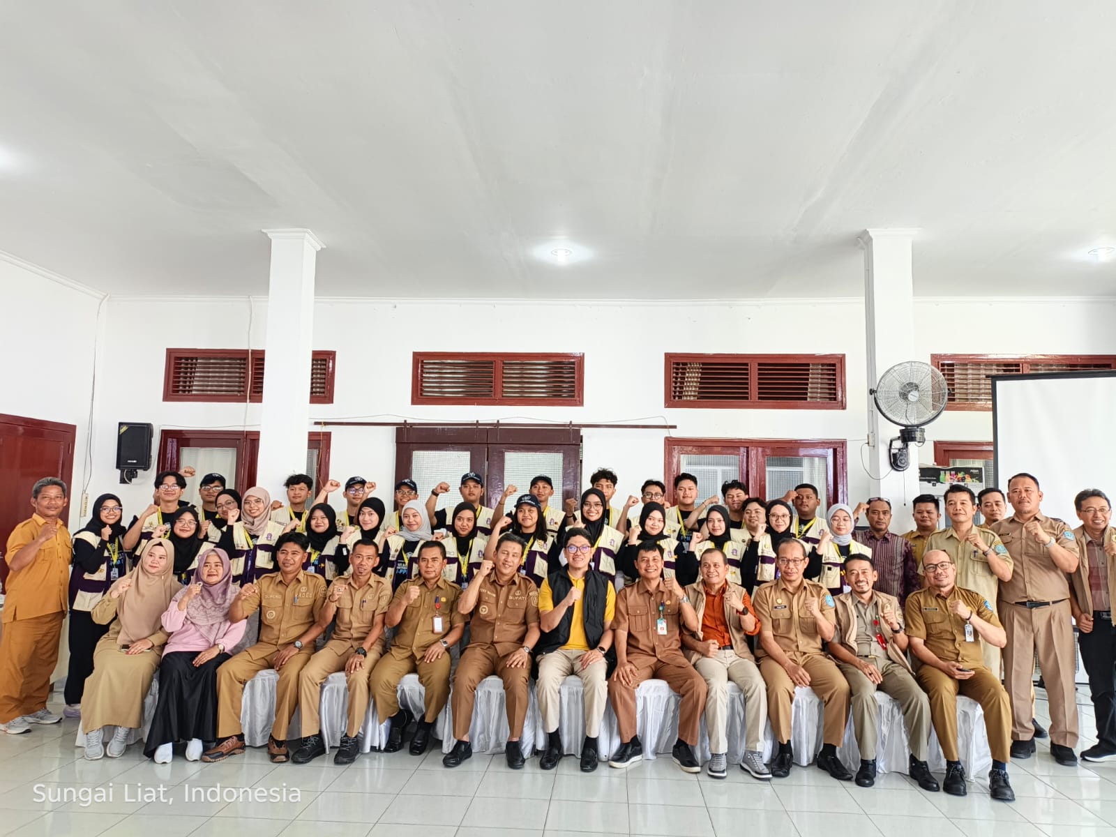 Bupati Fery Insani Terima Mahasiswa KKN UGM di Bangka