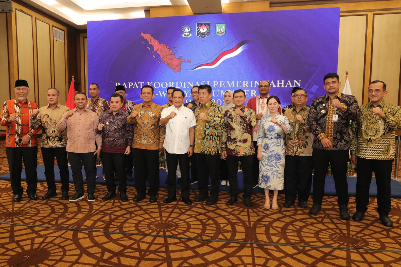 Gubernur Hidayat Komitmen Jalankan Arahan Mendagri Demi Pembangunan Nasional