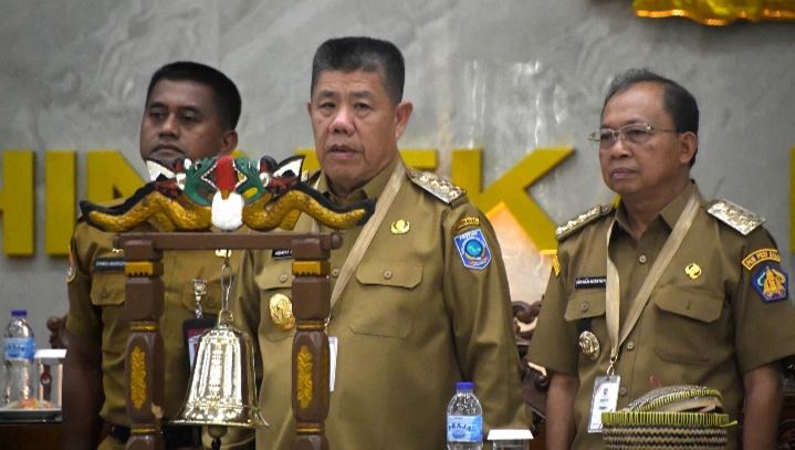 Gubernur Hidayat Arsani Pimpin Prosesi Kedisiplinan di Retret Kepala Daerah