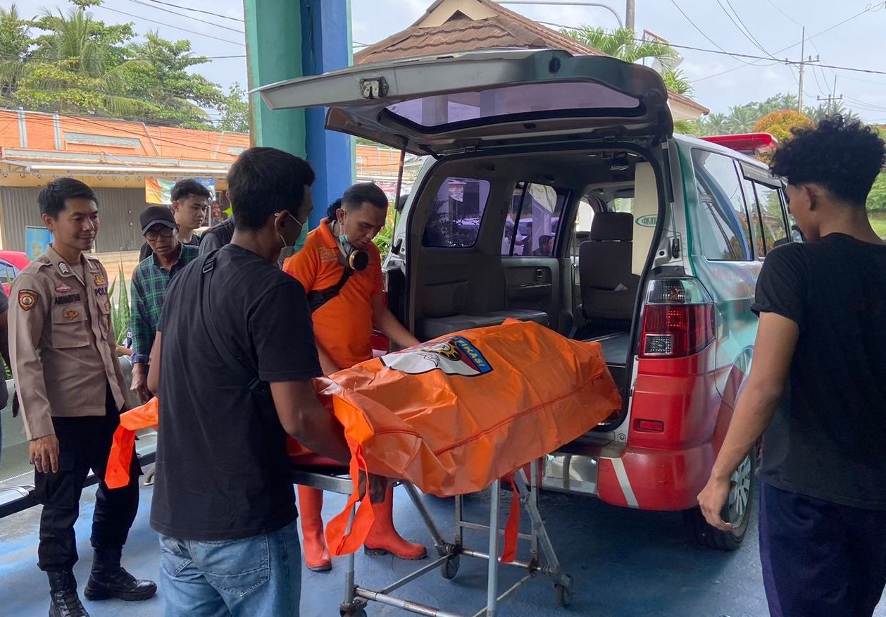 Identitas Mayat Pria Terdampar di Pantai Tanjung Gunung Terungkap, Ternyata...