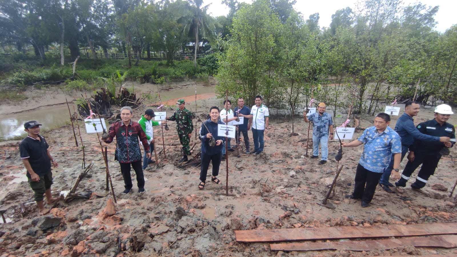 Desa Benteng Kota Gelar Pesta Rakyat, GM PT. Timah Apresiasi Para Pemudanya