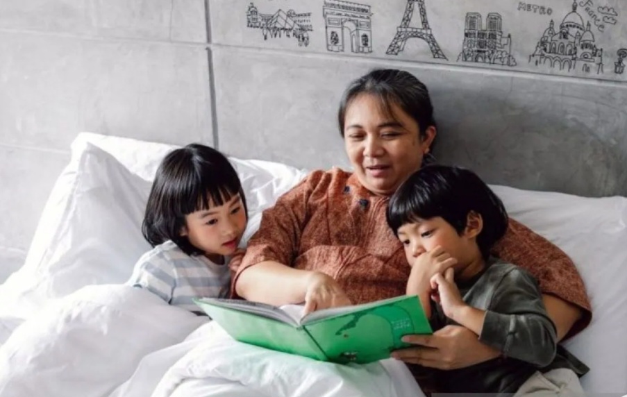 Biasa Tidur dengan Anak, Ini Dampaknya 