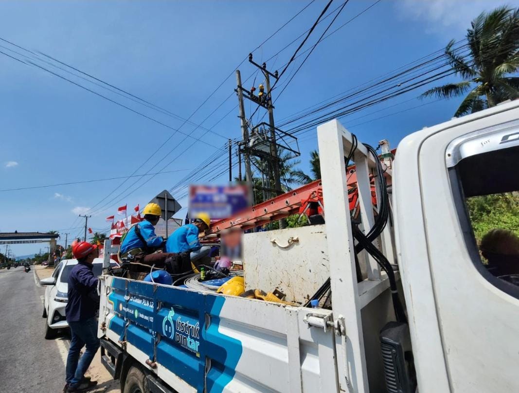 PLN Pasang Cover FCO Gardu, Amankan Jaringan dari Gangguan Hewan