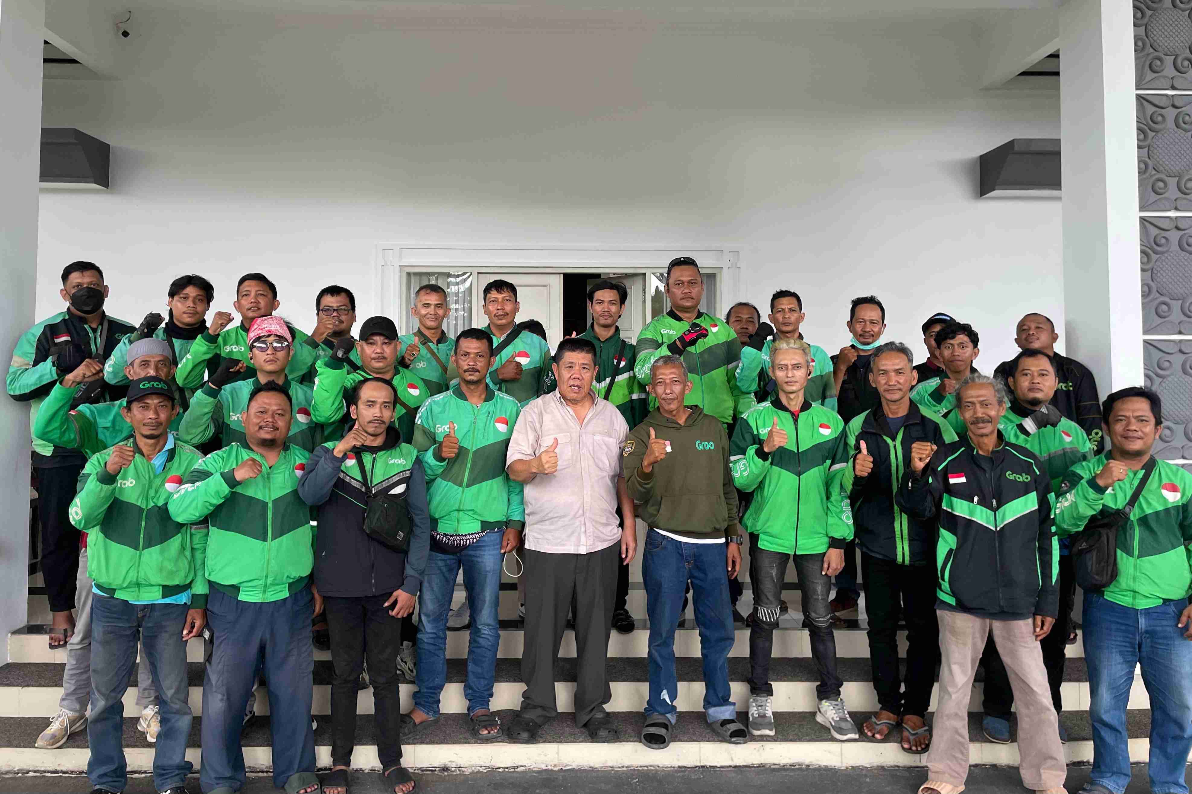 Terkumpul 40 Juta, Donasi dari Babel Untuk Alm. Affan Kurniawan Diantar ke Keluarga di Jakarta