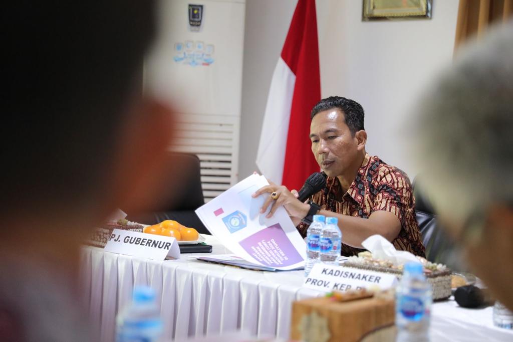 Pemprov Kep. Babel Gelar Rapat Bersama Kabupaten/Kota Bahas UMP 2024