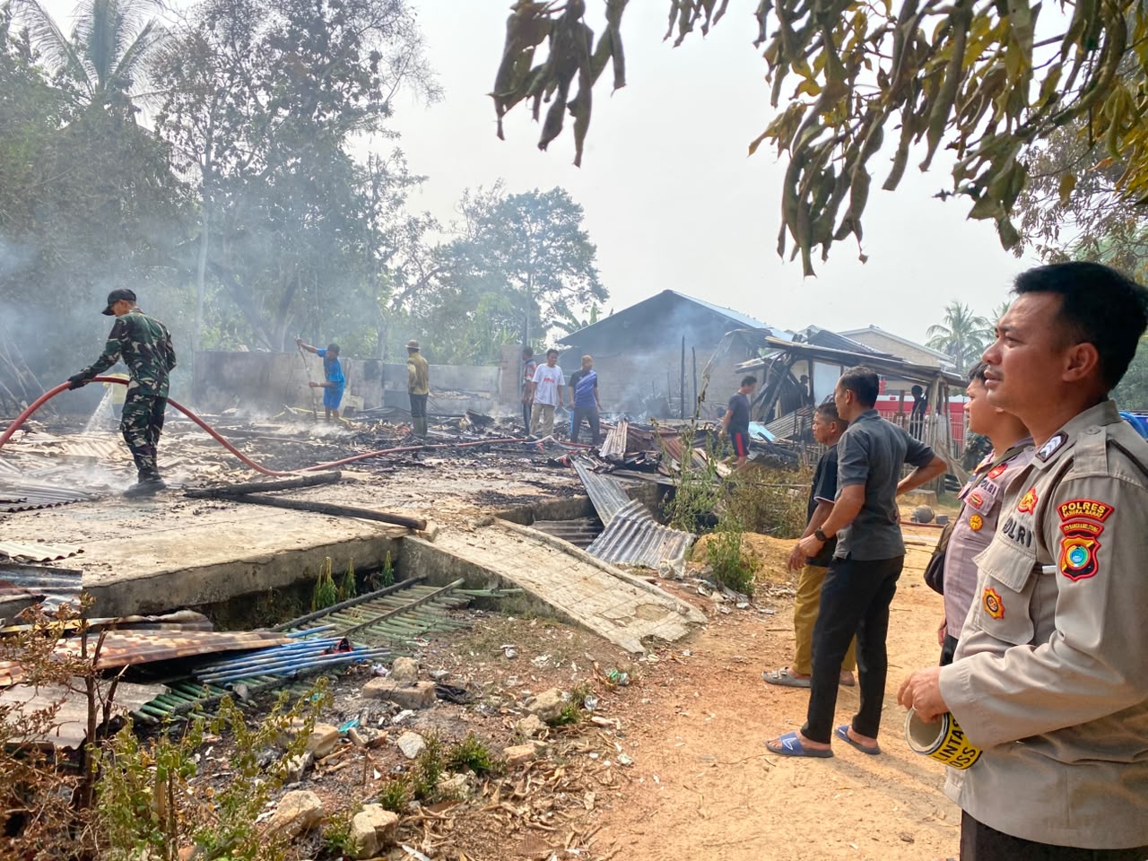 5 Rumah Warga Cupat Diduga Dibakar, Polisi Lakukan Penyelidikan