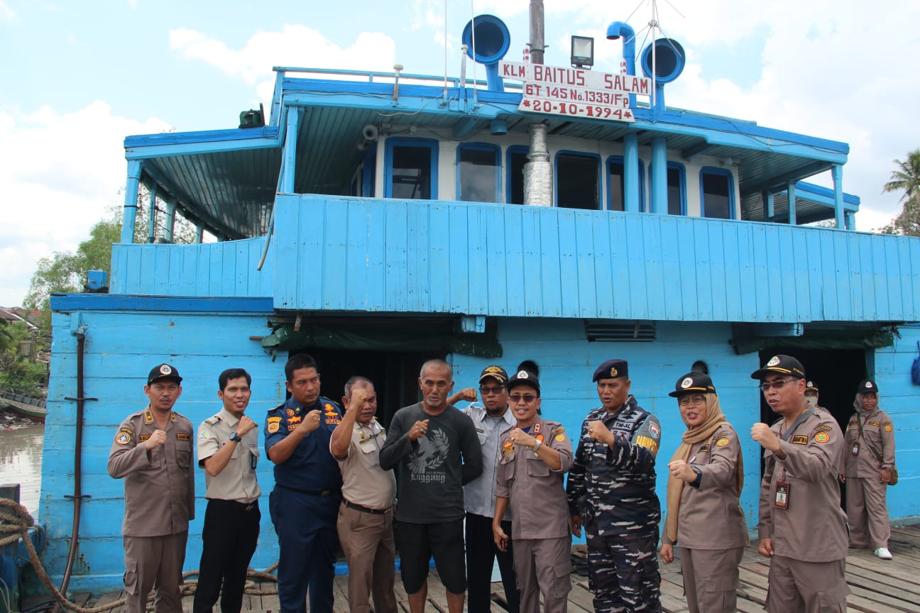 Jelang Idulfitri, Kapus KKIP Tinjau Lalu Lintas Komoditas Pertanian di Pelabuhan Sungaiselan