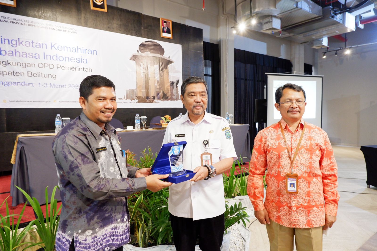 Kantor Bahasa Babel Tingkatkan Kemahiran Pengonsep Surat Dinas