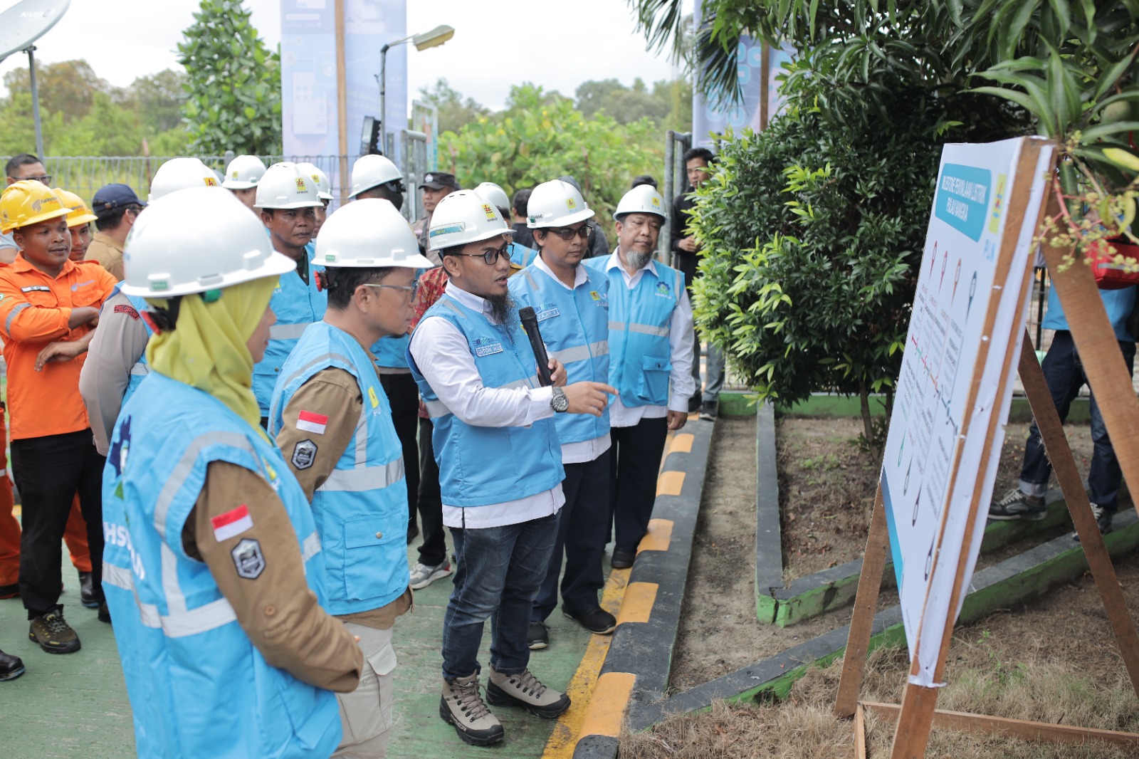 Resmikan Listrik 24 Jam, PLN dan Pemerintah Daerah Wujudkan Penantian Masyarakat Pulau Nangka