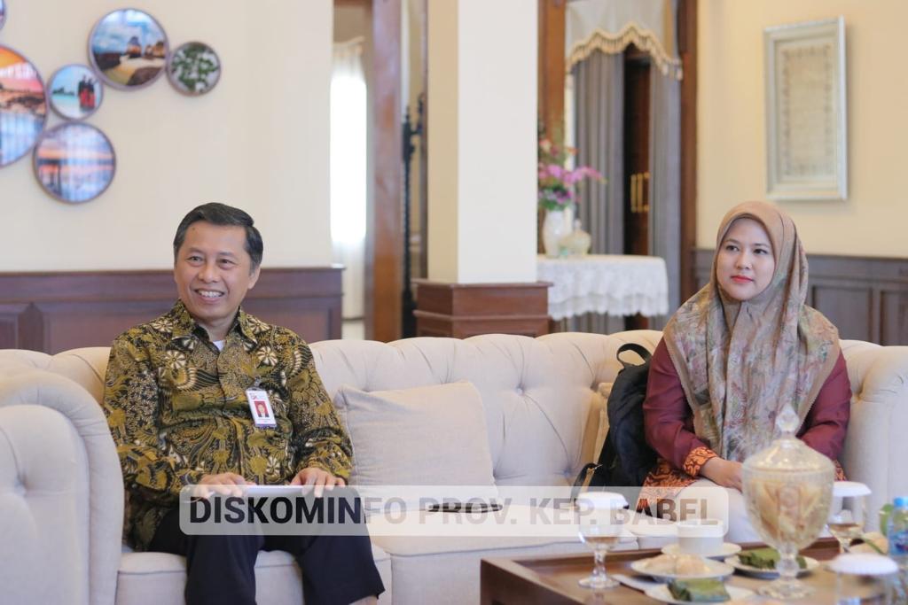 Pj Gubernur Suganda Audiensi dengan Kepala OJK Sumbagsel 