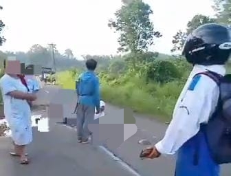 Dua Siswa SMP Payung Tabrakan dengan Truk  Saat Berangkat Sekolah, Satu Meninggal di Tempat