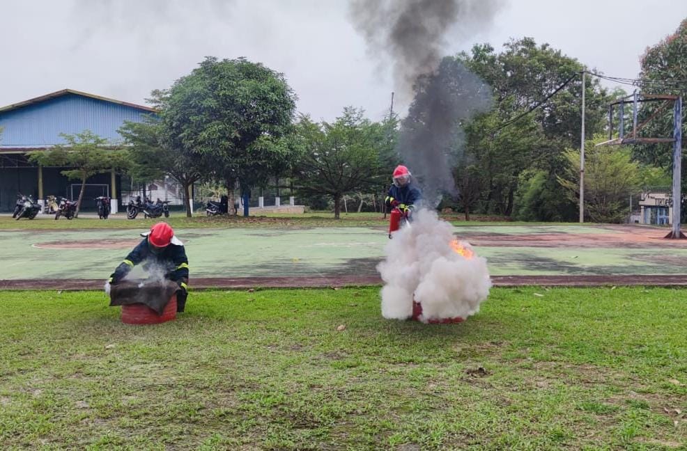 Semarak Peringatan Bulan K3 Nasional, PT Timah Gelar Lomba Penanganan Kebakaran dan 5R 