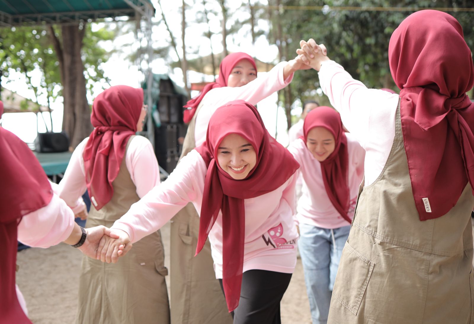 Gelar Gathering Bersama, PLN Tingkatkan Peran Srikandi PLN Berkarya Terangi Negeri