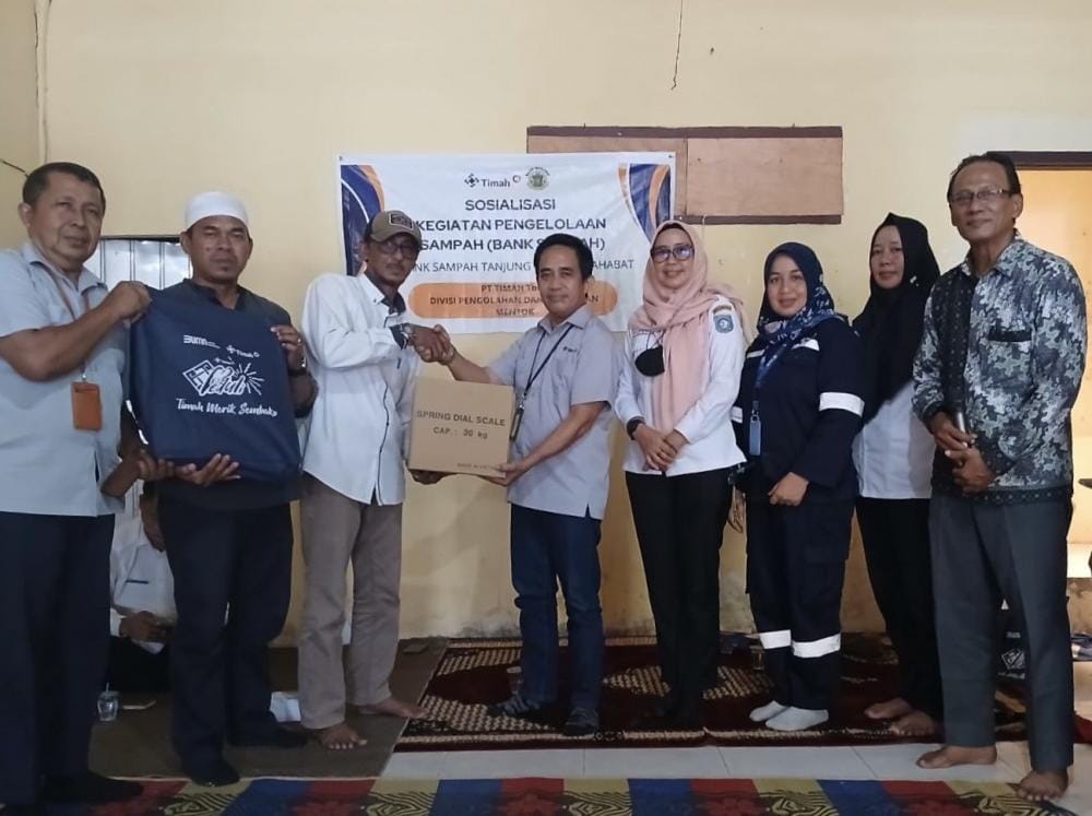 Kelola Sampah Bernilai Ekonomi dan Pelestarian Lingkungan, PT Timah Dukung Bank Sampah Tanjung Elok Bersahabat