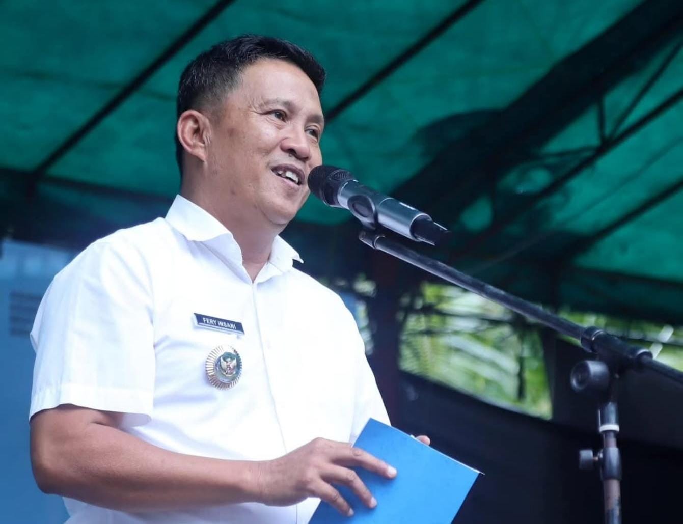 Kumpulkan Honorer, Ini Janji Bupati Fery