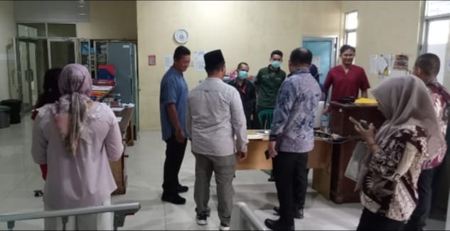 H. Kamarudin Sebut WC di Ruang Inap Hampir Semuanya Dalam Kondisi Tidak Baik 