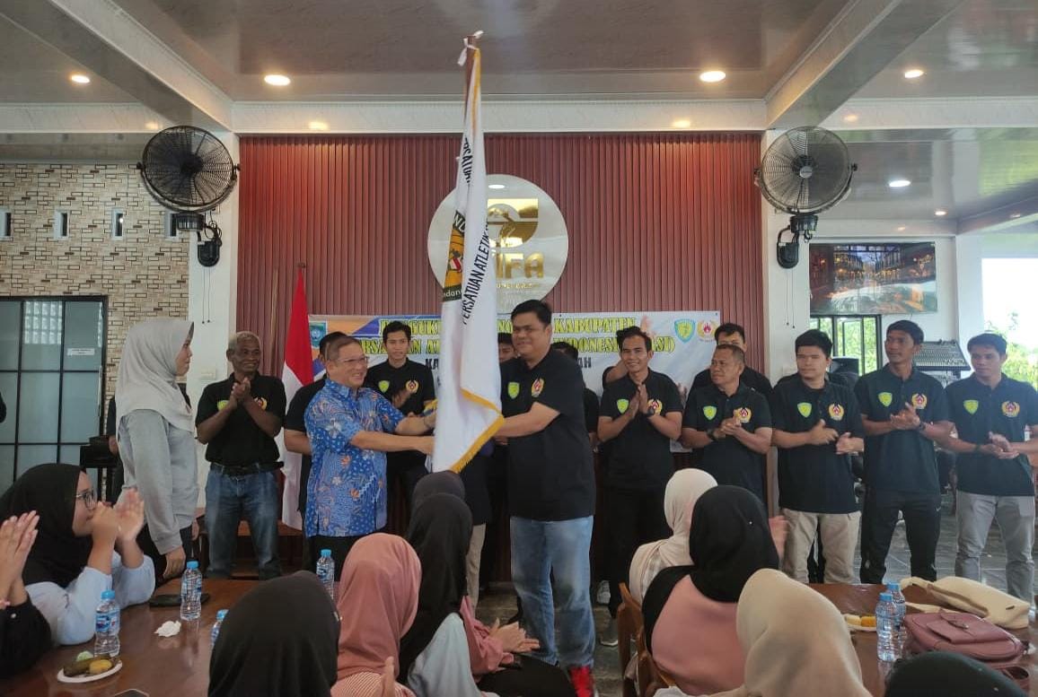 Dilantik jadi ketua PASI Bateng, Roni targetkan juara umum Porprov 