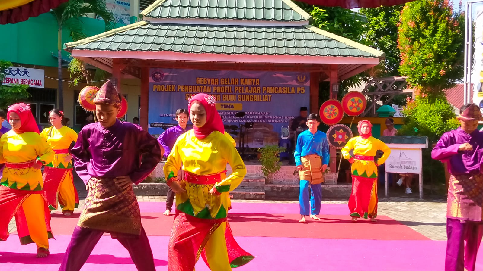 SMA Setia Budi Bangka Kenalkan Budaya Lokal Lewat P5