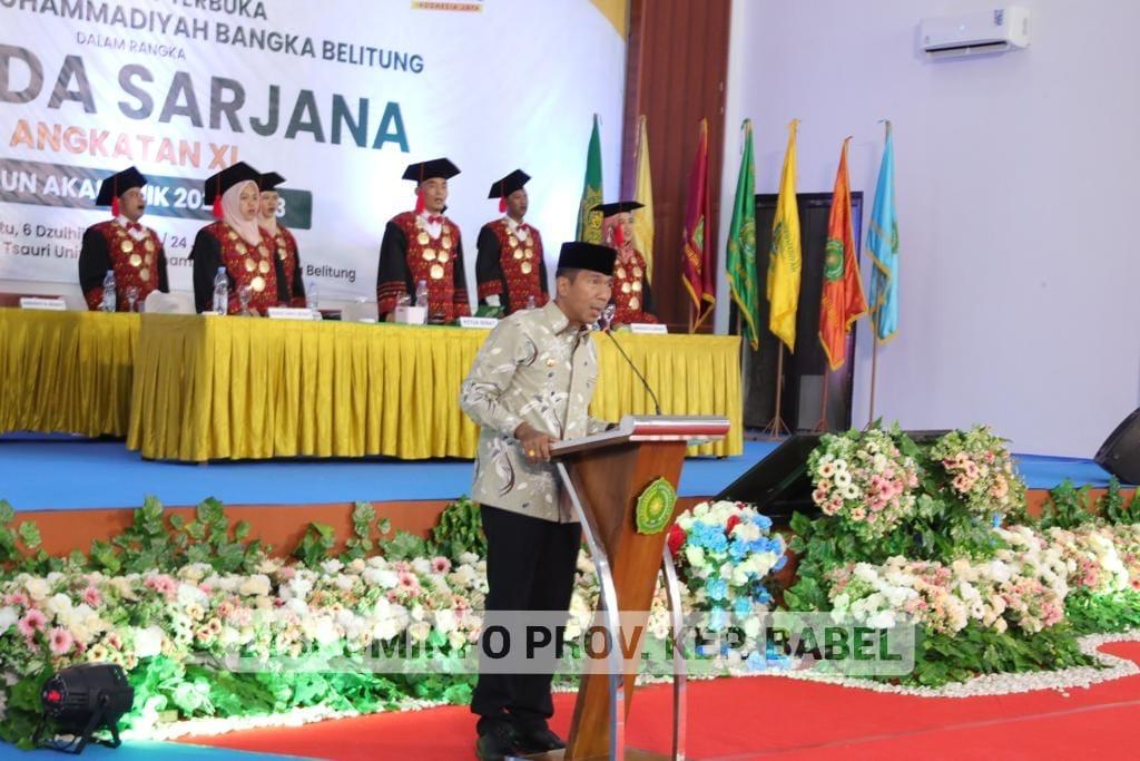 Pj Gubernur Ajak Wisudawan Unmuh Babel Jaga Integritas dan Membangun Daerah 