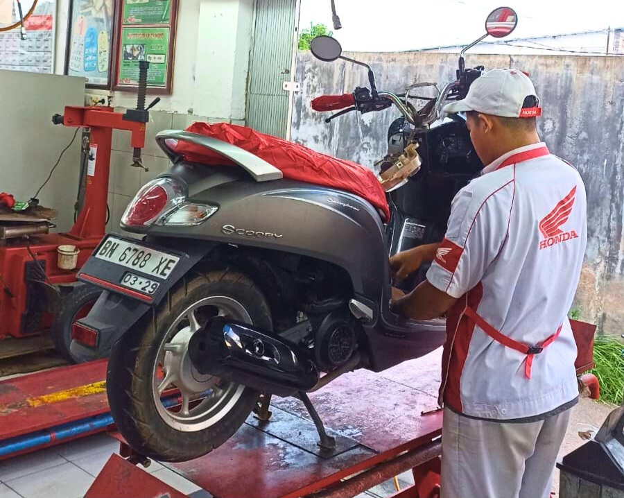 Selalu Ada Layanan Extra Gratis di Honda Babel, Konsultasi Sekarang untuk Perawatan Motor Honda!