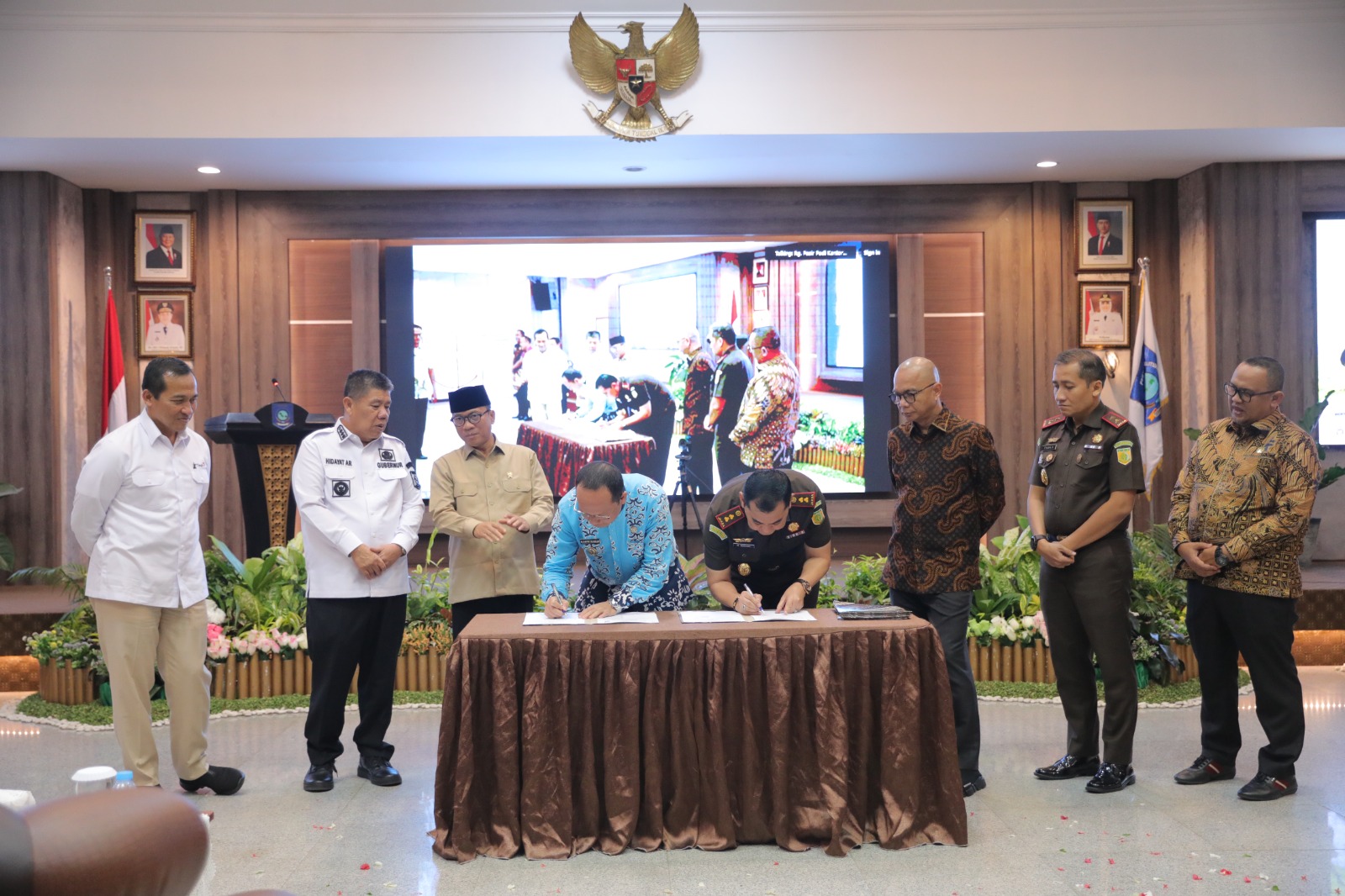 Gubernur Hidayat Arsani Saksikan Penandatanganan MoU Pemkab/kota dengan Kejaksaan