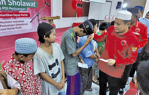 Momen Sejuk Pelantikan Sayap Partai, PDIP Babel Santuni Puluhan Anak Yatim Piatu