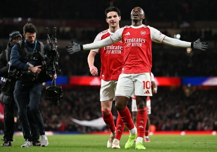 Eze Menggila, Arsenal Hancurkan Tottenham 4-1